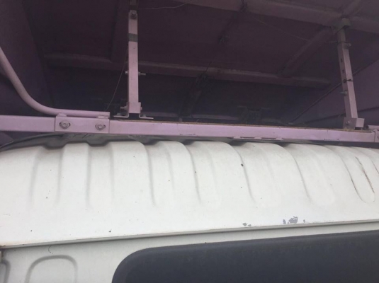 10 ล้อหัวลาก 320 แรง แมคโหลดปี 2550 สภาพดี พร้อมใช้ เก๋งเคยทำสีมาบ้างแล้ว