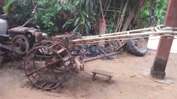 ขายรถไถนาเดินตามคูโบต้า9.5แรงราคา12500บาท..ยันม่า8.5แรง8900บาทเครื่องดีติดง่าย