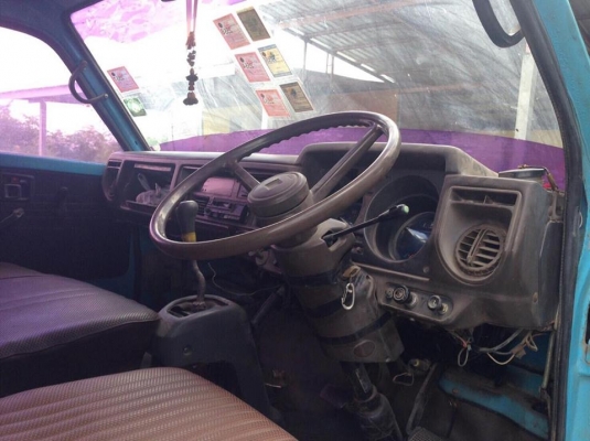 6 ล้อติดเครน ISUZU KS32 ปี 2533 110 แรง ติดเครน 2.5 ตัน ท้องปลิง V