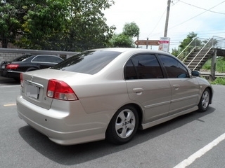 HONDA CIVIC 1.7 VTEC AUTO 2005 รถพร้อมใช้ จัดไฟแนนซ์ได้ T.086-527-9533