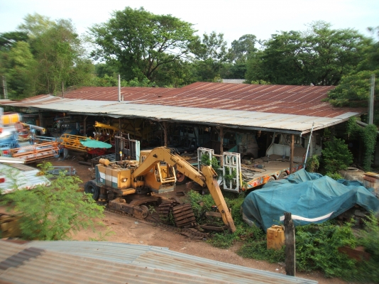 เลิกกิจการ ขายด่วน รถสิบล้อ รถแม็คโคร รถเกี่ยวข้าว รถเทลเลอร์ รถดั๊มพ์ รถโม่ปูน