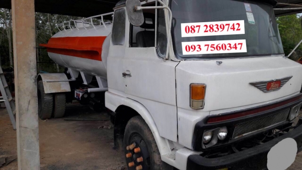 ขายรถบรรทุกน้ำ 6 ล้อ ขนาด 5,000 ลิตร Hino kl 340 =158 แรงม้า