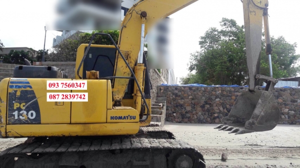 ขายรถแบคโฮ Komatsu pc 130-8 ขายรถแบคโฮ Komatsu pc 130-8