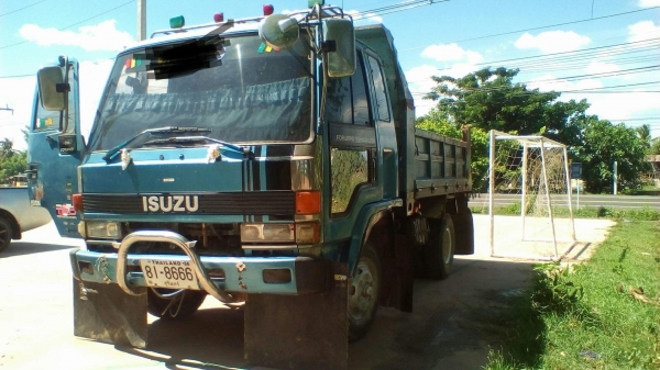 ขายรถดั้มร็อกกี้175แรง