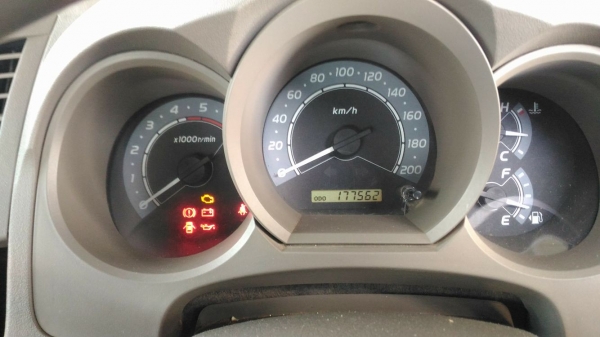 ขายวีโว้ 4ประตูมือเดียวป้ายแดงคับ+  081-863-7645