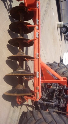 ขายรุ่น m 6040 ครับ สวยมาก  ลดแล้ว ลดแล้ว