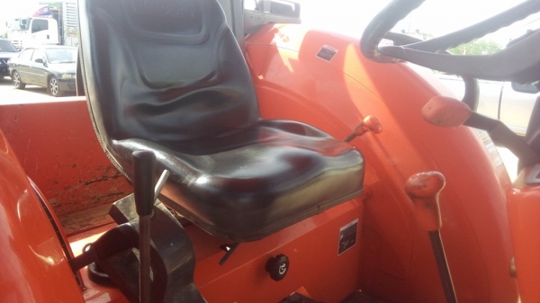 ขายรุ่น m 6040 ครับ สวยมาก  ลดแล้ว ลดแล้ว