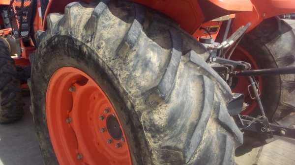 ขายรุ่น m 6040 ครับ สวยมาก  ลดแล้ว ลดแล้ว