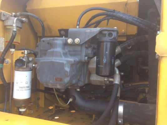 ขายรถแมคโคร KOMATSU