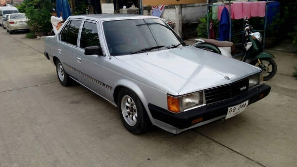 TOYOTA หน้าแหลม สภาพสวย วางเครื่อง4S ออโต้