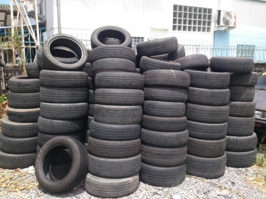 ขายเหมายาง  จำนวน 111 เส้น  เส้นละ 5 บาท  111&times;5 = 555 บาท เท่านั้น