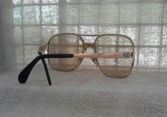 แว่นตาเยอรมันโกลด์ฟิลด์ยุค 70s  เลนส์ออโต้พระเจ้า!  Vintage METZLER handmade in Germany  14K