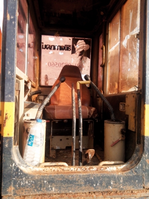 ขายรถแบคโฮ KOMATSU PC60-3 ราคา 350000