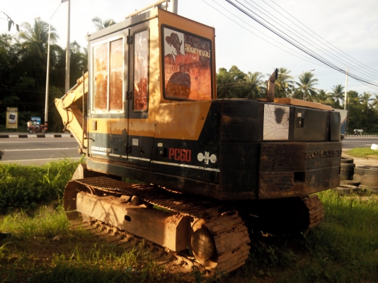 ขายรถแบคโฮ KOMATSU PC60-3 ราคา 350000