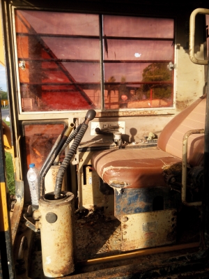 ขายรถแบคโฮ KOMATSU PC60-3 ราคา 350000