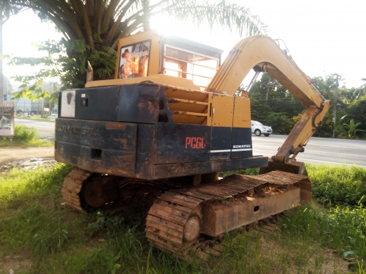 ขายรถแบคโฮ KOMATSU PC60-3 ราคา 350000