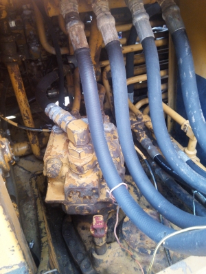 ขายรถแบคโฮ KOMATSU PC60-3 ราคา 350000