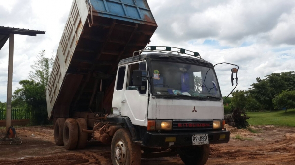 ขายด่วนไอ้หลงMA10สปีด2เพลาดั้มเบรคใหญ่ขายตามสภาพราคาถูกสุดๆโทร0856842587