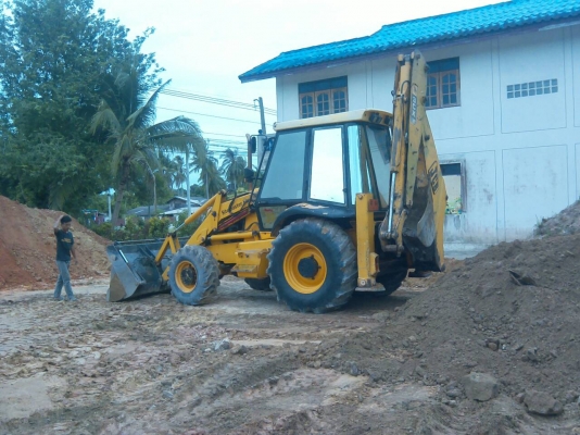 ขายรถตักหน้าขุดหลัง JCB 2 เพลา เอกสารเล่มทะเบียน ราคา 1300000 ขายรถตักหน้าขุดหลัง JCB 2 เพลา เอกสารเล่มทะเบียน ราคา 1300000