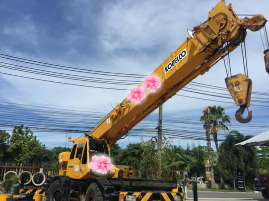 ขายรถเครน KOBELCO 4 ล้อขนาด 25 ตัน เอกสารเล่มทะเบียน ราคา 2700000