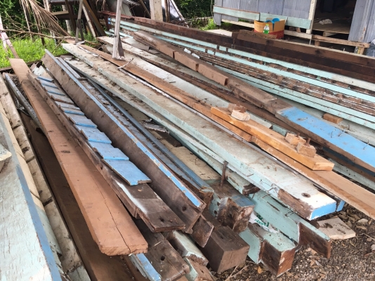 ขายไม้หลุมพอ 1 คันรถ 10 ล้อ ราคา 100000 ขายไม้หลุมพอ 1 คันรถ 10 ล้อ ราคา 100000