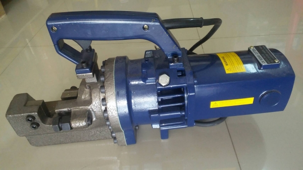 ขายเครื่องตัดเหล็ก 25 มิล รุ่น HBC-25 ยี่ห้อ MAX สภาพ90\% เหลือตัวสุดท้าย ราคา 19,000บาท