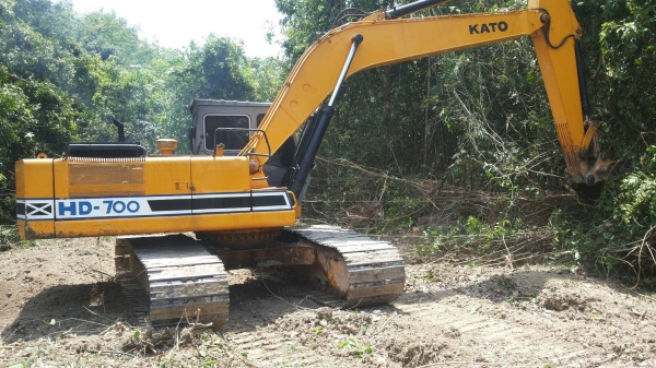 ขายรถแบคโฮ KATO HD700 โซ่แทรคใหม่ ราคา 550000 ขายรถแบคโฮ KATO HD700 โซ่แทรคใหม่ ราคา 550000