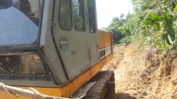 ขายรถแบคโฮ KATO HD700 โซ่แทรคใหม่ ราคา 550000 ขายรถแบคโฮ KATO HD700 โซ่แทรคใหม่ ราคา 550000