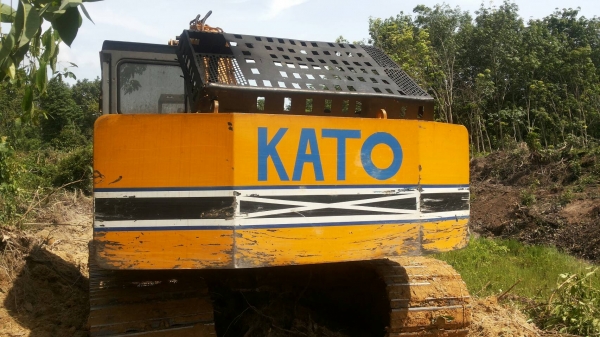 ขายรถแบคโฮ KATO HD700 โซ่แทรคใหม่ ราคา 550000 ขายรถแบคโฮ KATO HD700 โซ่แทรคใหม่ ราคา 550000