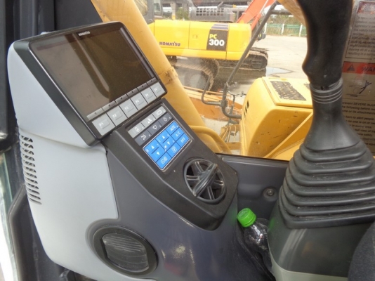 แม็คโครสภาพพร้อมใช้ PC300-8