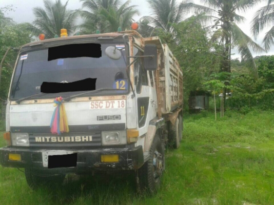 ขายรถบรรทุก 10 ล้อดัมพ์ MITSUBISHI FN527TF 220 แรงม้า ราคา 750000