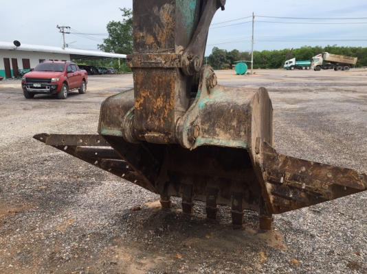 ขายรถแบคโฮ KOBELCO SK200-8 YN 11 เอกสารเล่มทะเบียน บุ้งกี๋ใหม่ ราคา 1600000 ขายรถแบคโฮ KOBELCO SK200-8 YN 11 เอกสารเล่มทะเบียน บุ้งกี๋ใหม่ ราคา 1600000