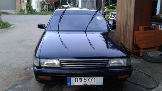 เก๋ง โคโรน่า