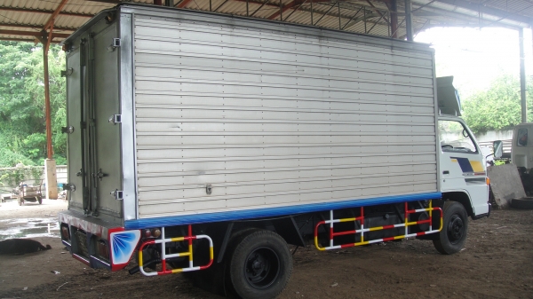 ดาวน์75000 ISUZU NKR ตู้แห้ง รถห้างแท้NKR58LU5 เครื่อง4BE1ฝาดำ110แรง เพาเวอร์ ฟิล์ม รถสวยมาก