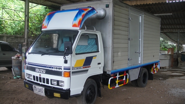 ดาวน์75000 ISUZU NKR ตู้แห้ง รถห้างแท้NKR58LU5 เครื่อง4BE1ฝาดำ110แรง เพาเวอร์ ฟิล์ม รถสวยมาก