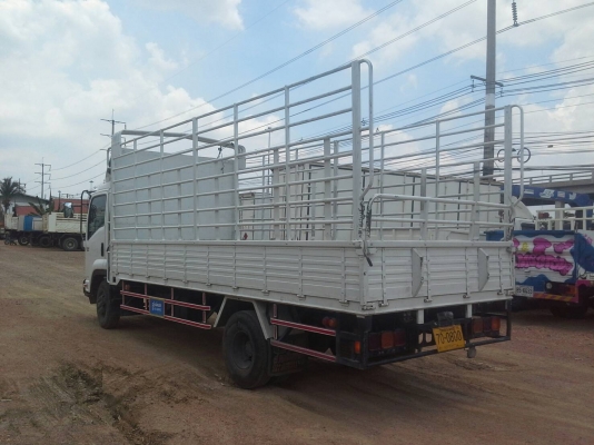 ขาย 6ล้อกระบะคอกเหล็ก/ISUZU/รุ่นFRR/190แรงม้า/ยาว 5.5ม./วิ่ง 64,xxx/ปี58