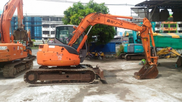 ขาย HITACHI ZX 75 US มาใหม่...สภาพสวย...เดิมๆๆ ไม่บิ้ว....เครื่องปั๊มดี...ชั่วโมงน้อย.... สนใจโทร 089-3818694 ดวงนภา ขาย HITACHI ZX 75 US มาใหม่...สภาพสวย...เดิมๆๆ ไม่บิ้ว....เครื่องปั๊มดี...ชั่วโมงน้อย.... สนใจโทร 089-3818694 ดวงนภา