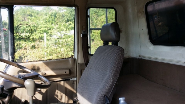 ขาย HINO 6 ล้อใหญ่ กระบะเหล็ก ยาว 7.20 เมตร พวงมาลัยพาวเวอร์ สภาพพร้อมใช้