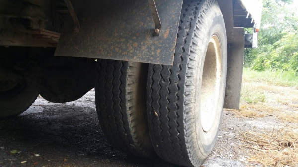 ขาย HINO 6 ล้อใหญ่ กระบะเหล็ก ยาว 7.20 เมตร พวงมาลัยพาวเวอร์ สภาพพร้อมใช้