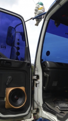 รถอีซุซุ 10 ล้อดั้ม FXZ 270 แรงม้า ปี 46.    สนใจติดต่อ  081 - 6079515