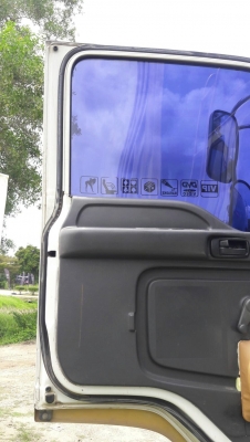 รถอีซุซุ 10 ล้อดั้ม FXZ 270 แรงม้า ปี 46.    สนใจติดต่อ  081 - 6079515