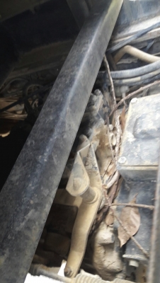 รถอีซุซุ 10 ล้อดั้ม FXZ 270 แรงม้า ปี 46.    สนใจติดต่อ  081 - 6079515