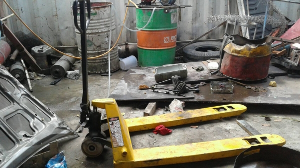 แฮนด์ลิฟท์  เก่านอก