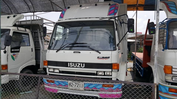 ร็อกกี้ 160แรง กระบะ 7.20 รถห้างคัสซีสวยจัดเดิมสนิท แอร์เย็น พร้อมใช้งาน