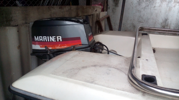 เรือ 14 ฟุตพร้อมเทรลเลอร์