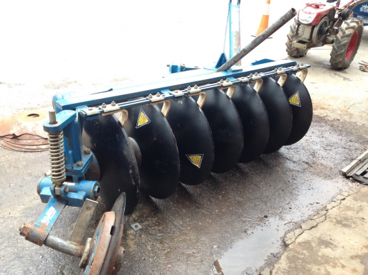 ขาย ผานไถพรวน CMT 7 จาน สภาพดี ใบผานใหม่ ขาย ผานไถพรวน CMT 7 จาน สภาพดี ใบผานใหม่