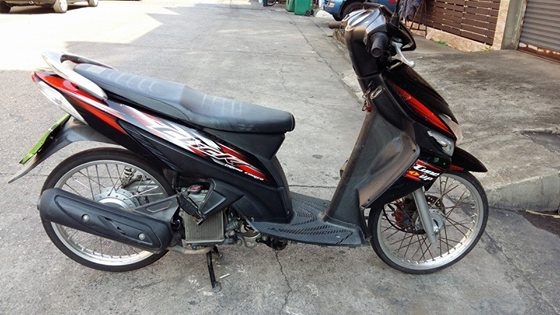 Click ปี 48 สีแดง รถบ้าน เครื่องเดิมๆ มีเล่ม เอกสารพร้อม โทร. 02-9165022,099-0812001