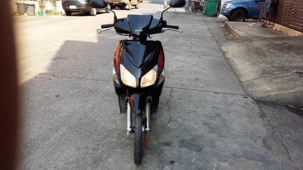 Click ปี 48 สีแดง รถบ้าน เครื่องเดิมๆ มีเล่ม เอกสารพร้อม โทร. 02-9165022,099-0812001