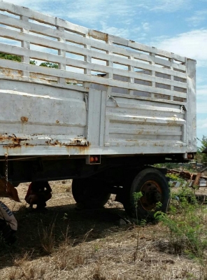 ขายถูกๆ 185,000บ ลูกพ่วง 2คาน ดั้มสามมิต ยาว6.20ม สภาพดี ยางมีครบจะประกอบไส่ไห้ พร้อมใช้งานเลย ทะเบียน ม.79 พร้อมโอน