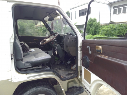 รถตู้อีซูซุ บัดดี ปี96เครื่อง1J vvti ใช้gasและน้ำมัน ออโต48000